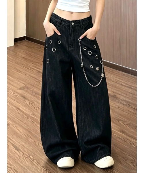 SHEENA（シーナ）の「チェーン付きアイレットデニムカーブワイドパンツ（デニムパンツ・レディース・インディゴブルー・L/M/S）」の5枚目の写真
