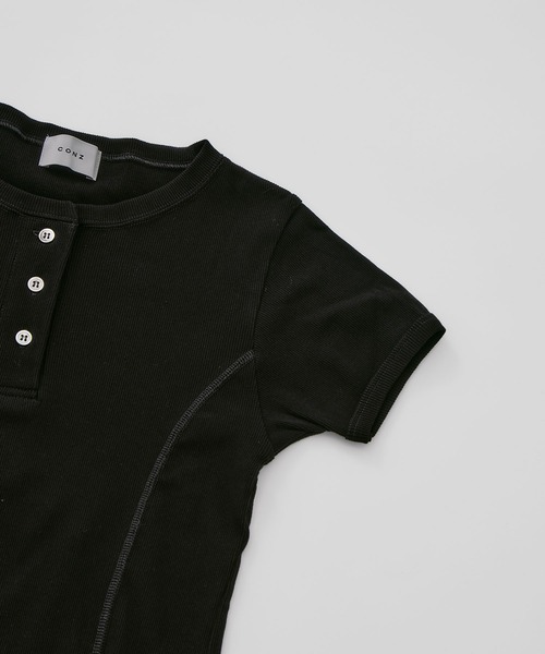 CONZ(コンズ)の「fitted rib henry short sleeve(Tシャツ/カットソー・レディース・ダークグレー/ブラック/ダークネイビー/ピンク・2/1)」の7枚目の写真