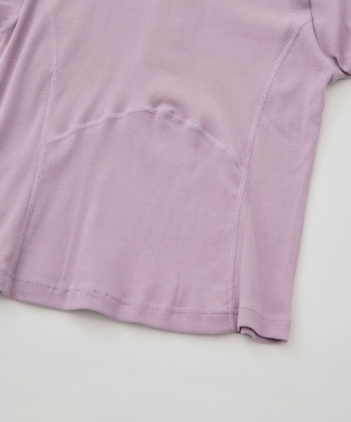 CONZ(コンズ)の「fitted rib henry short sleeve(Tシャツ/カットソー・レディース・ダークグレー/ブラック/ダークネイビー/ピンク・2/1)」の14枚目の写真