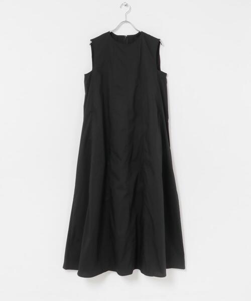 ITEMS URBANRESEARCH(アイテムズ アーバンリサーチ)の「『イージーケア』テントシルエットワンピース(ワンピース・レディース・ブラック/キャメル/ブルー・FREE)」の7枚目の写真
