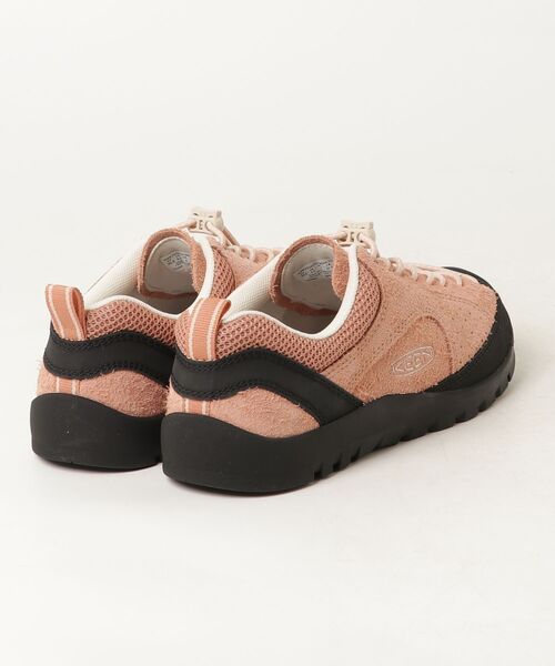 KEEN(キーン)の「【New color】JASPER "ROCKS" SP / ジャスパー ロックス エスピー / レディース スニーカー(スニーカー・レディース・サーモンピンク・22.5cm/23cm/23.5cm/24cm/24.5cm/25cm/25.5cm/26cm)」の2枚目の写真