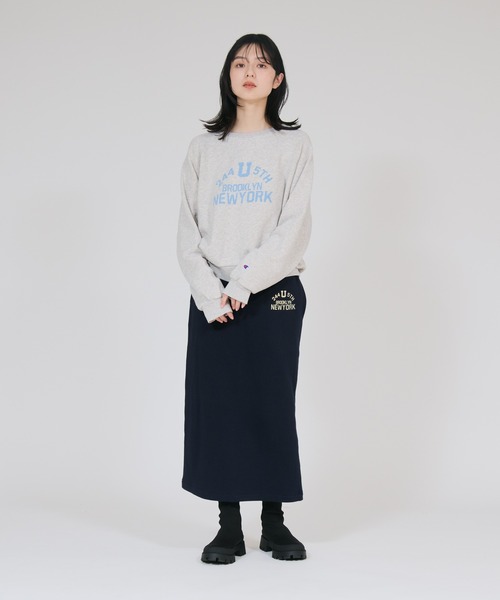 Champion(チャンピオン)の「【Champion/チャンピオン】レディース ラグランスリーブスウェットシャツ(スウェット・レディース・ヘザーグレー/ダークネイビー/ブラック系その他・LARGE/MEDIUM)」の7枚目の写真