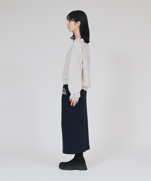 Champion(チャンピオン)の「【Champion/チャンピオン】レディース ラグランスリーブスウェットシャツ(スウェット・レディース・ヘザーグレー/ダークネイビー/ブラック系その他・LARGE/MEDIUM)」の8枚目の写真
