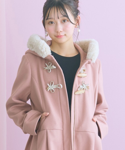 marun(マルン)の「<大きいサイズ>ミディ丈フェイクファーフードダッフルコート marun(ダッフルコート・レディース・ネイビー/ピンク・5L/4L/3L/LL/L)」の5枚目の写真