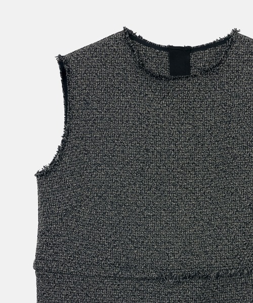 LE CIEL BLEU（ルシェルブルー）の「ツイードスリーブレストップ / Tweed Sleeveless TOP（シャツ/ブラウス・レディース・ネイビー/ブラック・36）」の11枚目の写真