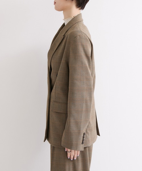le cercle ADAM ET ROPE'（ルセルクルアダムエロペ）の「テーラードジャケット/セットアップ対応（テーラードジャケット・レディース・ブラウン/ネイビー・FREE）」の16枚目の写真