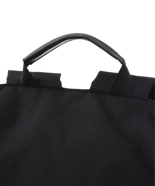 MARGARET HOWELL(マーガレットハウエル)の「COTTON NYLON HIDENSE POPLIN(バックパック/リュック・レディース・ベージュ/ブラック・FREE)」の6枚目の写真