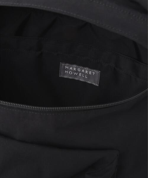 MARGARET HOWELL(マーガレットハウエル)の「COTTON NYLON HIDENSE POPLIN(バックパック/リュック・レディース・ベージュ/ブラック・FREE)」の12枚目の写真