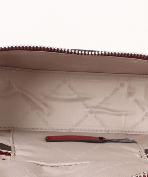 MICHAEL KORS(マイケルコース)の「VIVI SM VANITY CASE XBODY(ショルダーバッグ・レディース・マルーン・FREE)」の4枚目の写真