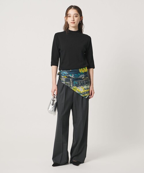 UNITED ARROWS(ユナイテッドアローズ)の「5分袖 ミニ ハイネック ニット ‐ウォッシャブル‐(ニット/セーター・レディース・ブラック/ダークブラウン/ナチュラル・FREE)」の12枚目の写真