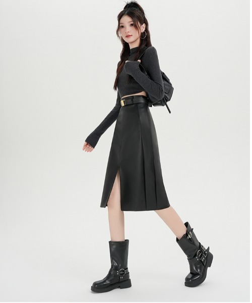 witch(ウイッチ)の「ハイウエストのレザースカート(スカート・レディース・ブラウン/ブラック・L/M)」の14枚目の写真