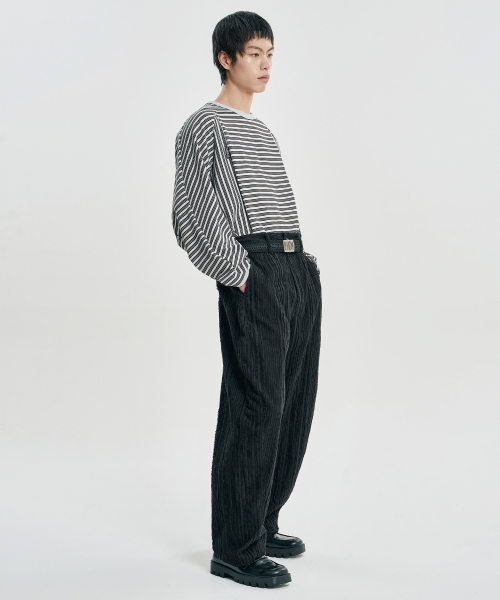 AJOBYAJO（アジョバイアジョ）の「Fringed Stripe Curved Pants [BLACK]（その他パンツ・レディース・その他・MEDIUM/LARGE/X-LARGE）」の11枚目の写真