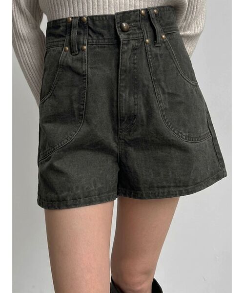 MURUA(ムルーア)の「【セットアップ対応】ウォッシュショートパンツ 秋服(その他パンツ・レディース・パープル/カーキ・1/2)」の2枚目の写真