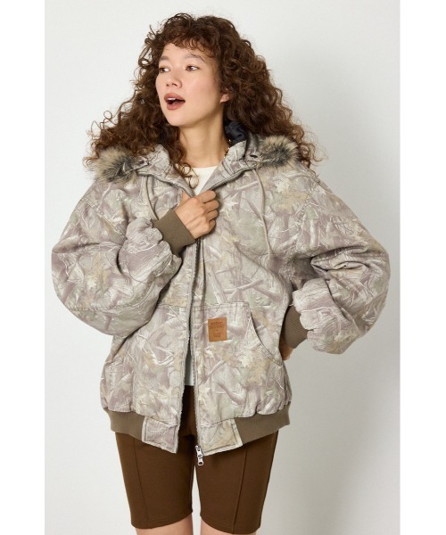 RODEO CROWNS WIDE BOWL(ロデオクラウンズワイドボウル)の「FUR HOODED ワークジャケット(その他アウター・レディース・ベージュ系その他/ブラウン系その他/ブルー/ブラック・LARGE/MEDIUM)」の3枚目の写真