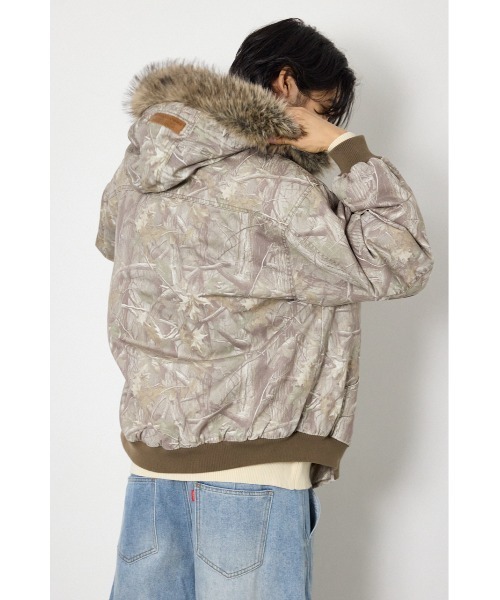 RODEO CROWNS WIDE BOWL(ロデオクラウンズワイドボウル)の「FUR HOODED ワークジャケット(その他アウター・レディース・ベージュ系その他/ブラウン系その他/ブルー/ブラック・LARGE/MEDIUM)」の10枚目の写真