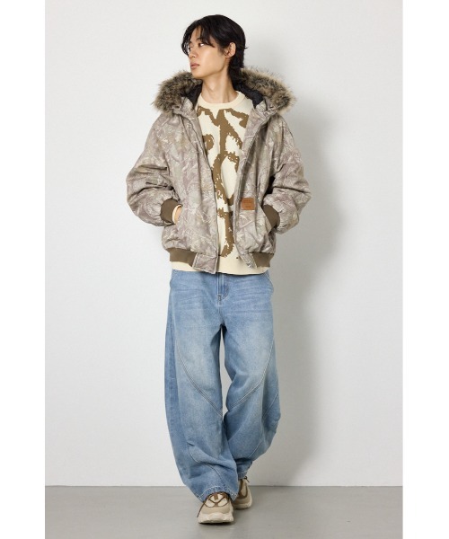 RODEO CROWNS WIDE BOWL(ロデオクラウンズワイドボウル)の「FUR HOODED ワークジャケット(その他アウター・レディース・ベージュ系その他/ブラウン系その他/ブルー/ブラック・LARGE/MEDIUM)」の11枚目の写真