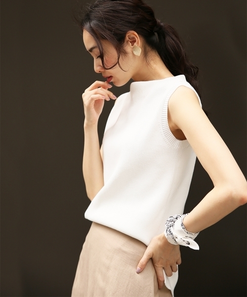 A part by（アパートバイ）の「【In Red6月号掲載】14GCPホソリブボートネックNS　718932 （ニット/セーター・レディース・サックスブルー/ホワイト/グリーン/ブラック・FREE）」の2枚目の写真