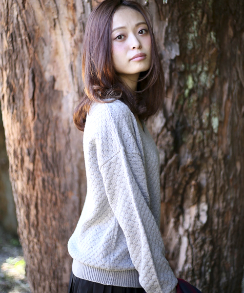 Denime（ドゥニーム）の「ポップコーンVネックニット（ニット/セーター・レディース・ベージュ/グレー/ワイン・FREE）」の14枚目の写真