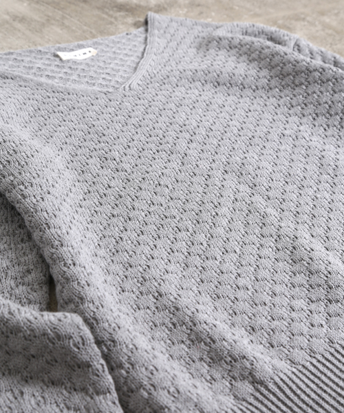 Denime（ドゥニーム）の「ポップコーンVネックニット（ニット/セーター・レディース・ベージュ/グレー/ワイン・FREE）」の11枚目の写真