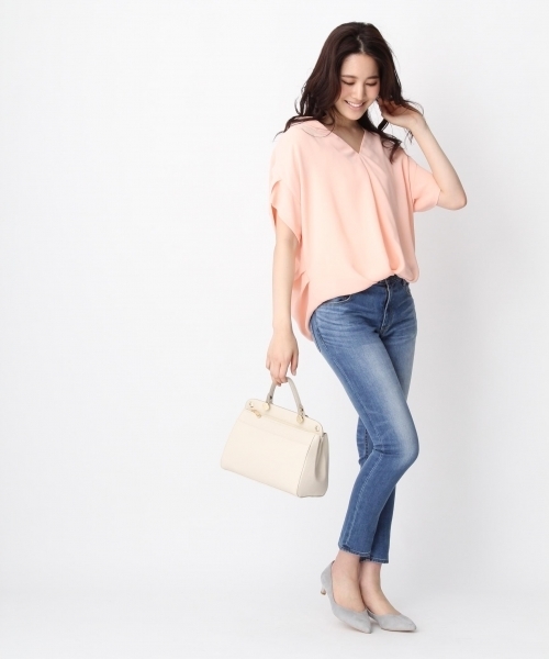 Andemiu（アンデミュウ）の「スソタックムジガラショートスリーブ752364（シャツ/ブラウス・レディース・ホワイト/ピンク/ブルー/グレー/レッド/ブラック・FREE）」の18枚目の写真