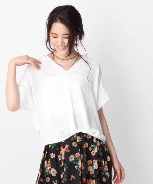 Andemiu（アンデミュウ）の「スソタックムジガラショートスリーブ752364（シャツ/ブラウス・レディース・ホワイト/ピンク/ブルー/グレー/レッド/ブラック・FREE）」の22枚目の写真