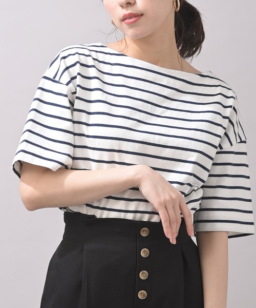 rps(アールピーエス)の「ヘビーコットンボートネックゆるT(Tシャツ/カットソー・レディース・ブルー系その他2/オフホワイト/ホワイト系その他2/ブラック/杢グレー/ブルー/ネイビー/チャコールグレー/ホワイト系その他3/キャメル・L/M)」の2枚目の写真