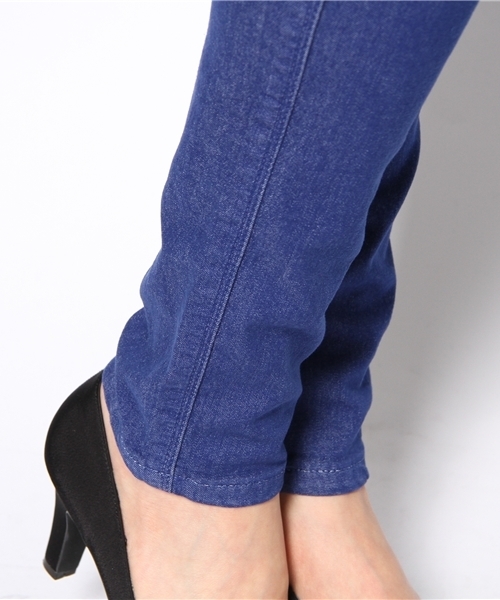 WHO'S WHO gallery（フーズフーギャラリー）の「【Lee】POPカラージェギンス（その他パンツ・レディース・ブラック/パープル/イエロー/ピンク/ブルー・X-SMALL/SMALL/MEDIUM）」の11枚目の写真