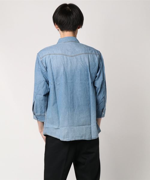 WEGO（ウィゴー）の「WEGO/ウエスタン7分袖デニムシャツジャケット（シャツ/ブラウス・メンズ・ライトインディゴブルー/インディゴブルー・MEDIUM/SMALL/LARGE）」の4枚目の写真