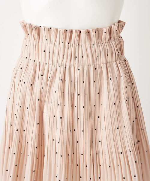 one after another NICE CLAUP(ワンアフターアナザーナイスクラップ)の「ドットのプリーツスカパン(スカート・レディース・ブラック/ベージュ/オフホワイト・FREE)」の12枚目の写真