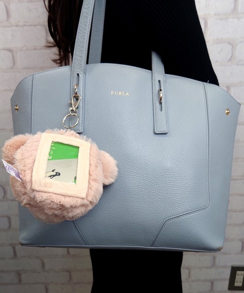 nici（ニキ）の「NICI/フィギュアパスケース ベア（パスケース・レディース・ブラウン・ONE SIZE）」の3枚目の写真