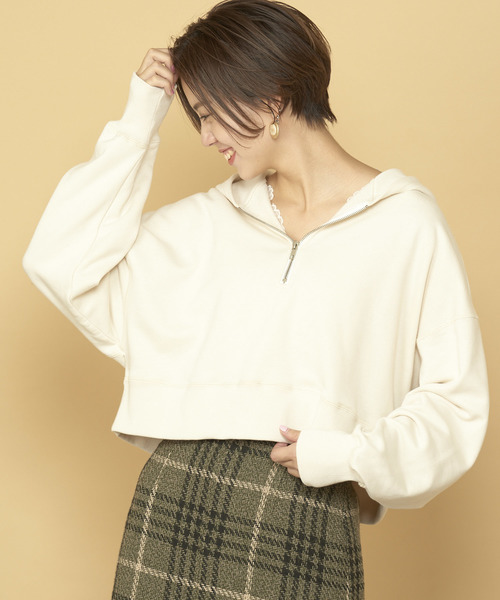 Who S Who Chico フーズフーチコ の スウェットショート丈パーカー パーカー Wear