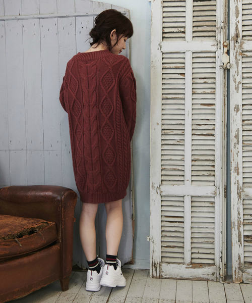 OLIVE des OLIVE(オリーブデオリーブ)の「【ケーブル柄シリーズ】ケーブルニットワンピース(ワンピース・レディース・ベージュ/ピンク系その他/キナリ・FREE)」の9枚目の写真