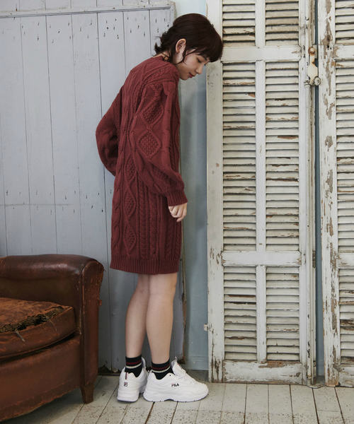 OLIVE des OLIVE(オリーブデオリーブ)の「【ケーブル柄シリーズ】ケーブルニットワンピース(ワンピース・レディース・ベージュ/ピンク系その他/キナリ・FREE)」の10枚目の写真