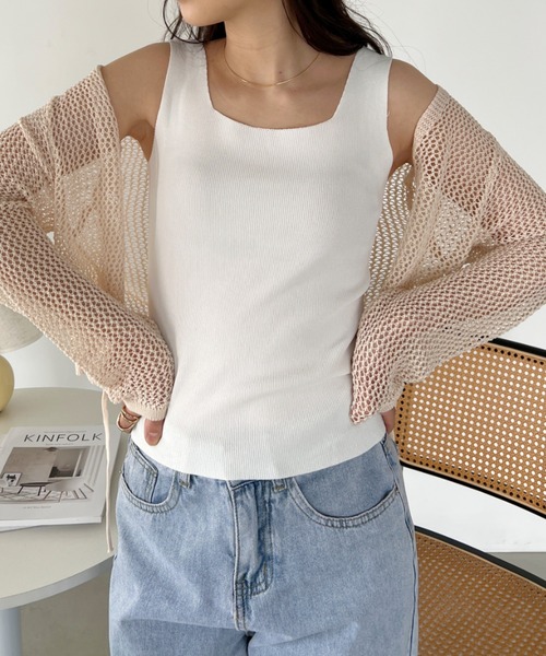 CLEA（クレア）の「スクエアネックニットリブタンクトップ（タンクトップ・レディース・ホワイト/ブラック/ベージュ/ピンクベージュ/アイボリー/サックスブルー/ブラウン・FREE）」の9枚目の写真