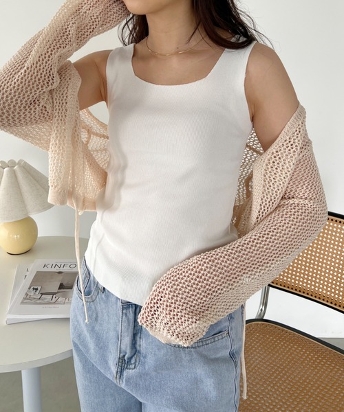 CLEA（クレア）の「スクエアネックニットリブタンクトップ（タンクトップ・レディース・ホワイト/ブラック/ベージュ/ピンクベージュ/アイボリー/サックスブルー/ブラウン・FREE）」の10枚目の写真