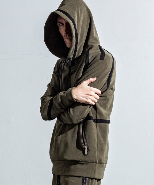 CDM BY CARPEDIEM（シーディーエムバイカルペディエム）の「CDM BY CARPEDIEM(シーディーエム バイ カルペディエム)ジョイントプルパーカー（パーカー・メンズ・ブラウン/カーキ/ブラック・S/M/L）」の3枚目の写真