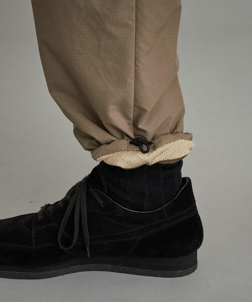 Steven Alan(スティーブンアラン)の「<Steven Alan> PE RIP PUFF SUPER BAGGY TAPERED EASY PANTS/パンツ(その他パンツ・メンズ・ブラック/モカ・L/XL/M/S)」の17枚目の写真