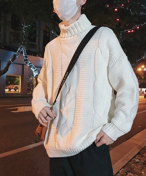 MGV（エムジーヴィー）の「【MGV】ケーブル×ラーベン編みハイネックプルオーバーニット（ニット/セーター・メンズ・ホワイト/ブラック/キャメル・MEDIUM/LARGE/X-LARGE/XX-LARGE）」の5枚目の写真