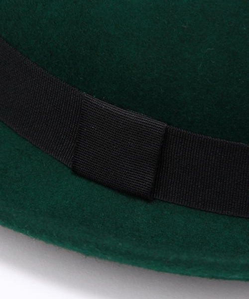 green label relaxing(グリーンレーベルリラクシング)の「GLRフェルトナカオレハット(ハット・キッズ・ケリー/ブラック/ダークグレー・52cm/54cm)」の6枚目の写真