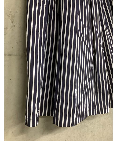 ulu(ウル)の「Striped flare longskirt(スカート・レディース・ネイビー/グリーン・FREE)」の7枚目の写真