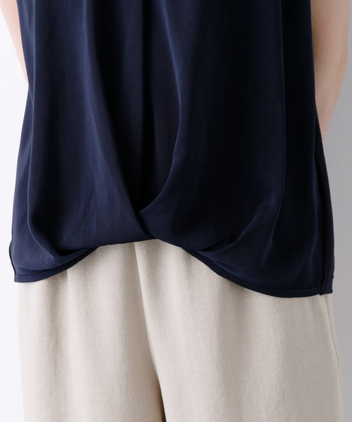 LEPSIM（レプシィム）の「スソドレープSS　874186（Tシャツ/カットソー・レディース・ネイビー/オフホワイト/グレイッシュベージュ・MEDIUM/LARGE）」の14枚目の写真