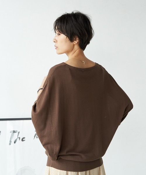 AMERICAN HOLIC（アメリカンホリック）の「ドルマン変形５分袖ニットプルオーバー 〇＊（ニット/セーター・レディース・チャコールグレー/ブラック/モカ/キャメル/グレイッシュベージュ・MEDIUM/LARGE）」の7枚目の写真