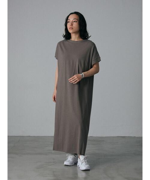 【関税込み】Toogood レッド 'The Potter' マキシワンピース Toogoodのレッド 'The Potter' マキシワンピースがセール中