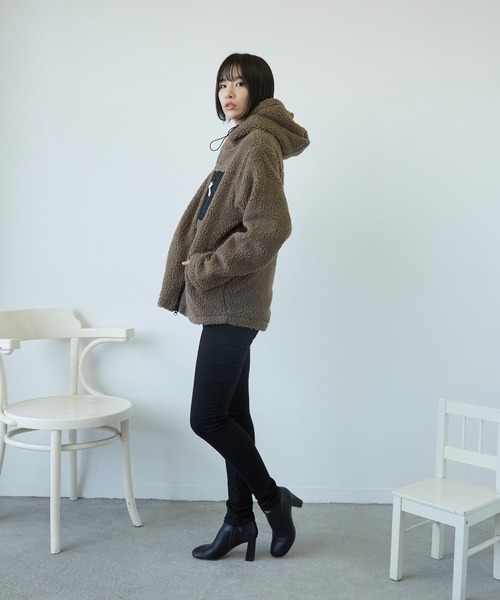 TONE SELECT WEAR(トーンセレクトウェア)の「【TONE MEN'S】ボアZIPパーカー(BL)(ブルゾン・レディース・ホワイト/ブラック/ダークグリーン/ベージュ/ブラック系その他/モカ/カーキ/ライトパープル/キャメル/その他1/その他2/その他3/ブラウン系その他/ベージュ系その他・MEDIUM/LARGE/X-LARGE)」の17枚目の写真