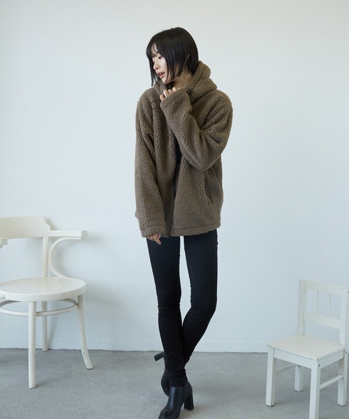 TONE SELECT WEAR(トーンセレクトウェア)の「【TONE MEN'S】ボアZIPパーカー(BL)(ブルゾン・レディース・ホワイト/ブラック/ダークグリーン/ベージュ/ブラック系その他/モカ/カーキ/ライトパープル/キャメル/その他1/その他2/その他3/ブラウン系その他/ベージュ系その他・MEDIUM/LARGE/X-LARGE)」の18枚目の写真