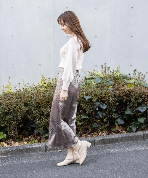 flower（フラワー）の「シンプルレディニット（ニット/セーター・レディース・アイボリー/ベージュ/ピンク・FREE）」の9枚目の写真