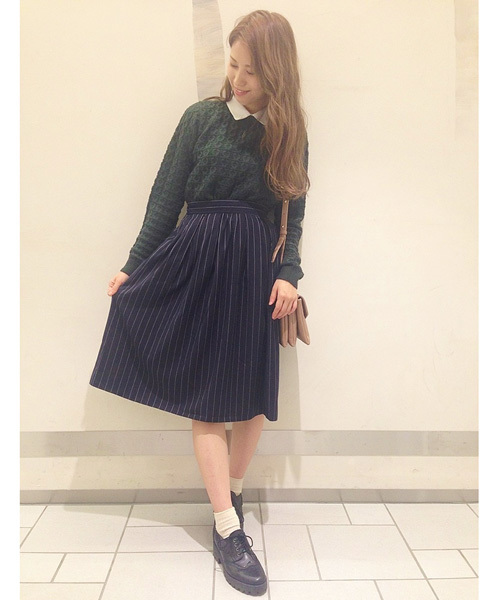 Chico（チコ）の「ストライプミモレSKT（スカート・レディース・ネイビー/グレー・FREE）」の2枚目の写真