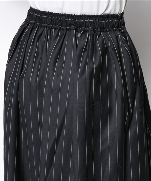 Chico（チコ）の「ストライプミモレSKT（スカート・レディース・ネイビー/グレー・FREE）」の4枚目の写真