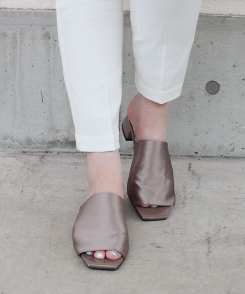 RiiiKa(リーカ)の「スクエアトゥサテンサンダル 【RiiiKa/リーカ】(サンダル・レディース・ブラック/ブラウン系その他/アイボリー・S/M/L/LL)」の12枚目の写真