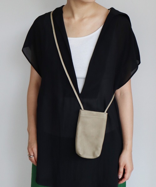 note et silence （ノートエシロンス）の「.バレンシア　BAG　XS（ショルダーバッグ・レディース・ブラック/ライトブルー/ライトグレー・FREE）」の8枚目の写真